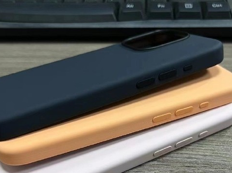 沈北苹果14维修站分享iPhone14手机壳能直接给iPhone15用吗?